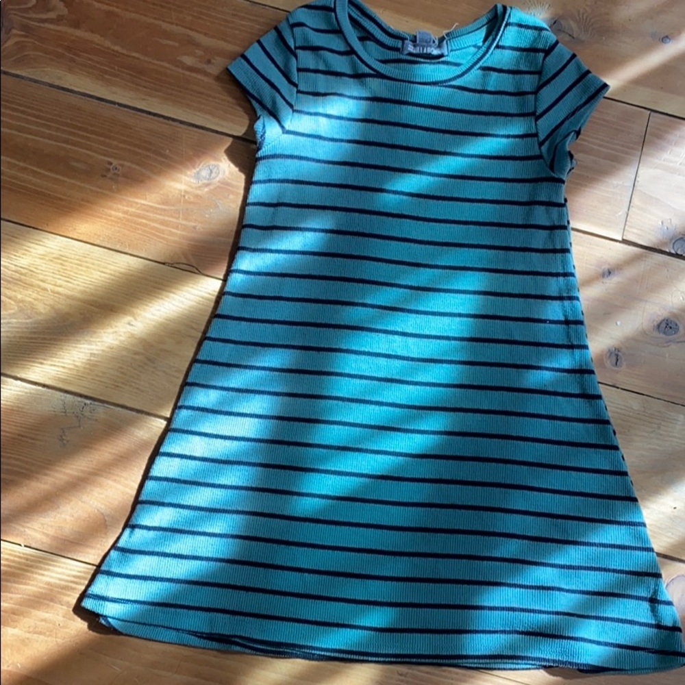 Short sleeve Billabong tee!